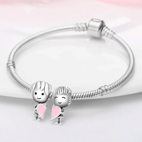 Zawieszka charms do pandory Srebro próby 925 Dziewczynka z połówką serca - obrazek 3