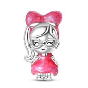 Zawieszka charms do pandory Srebro próby 925 Dziewczynka w różowej sukience