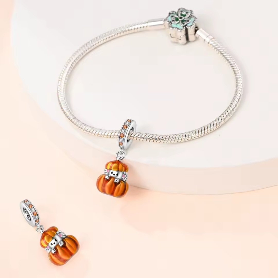 Zawieszka charms do pandory Srebro próby 925 Jeż w Dyni - obrazek 3